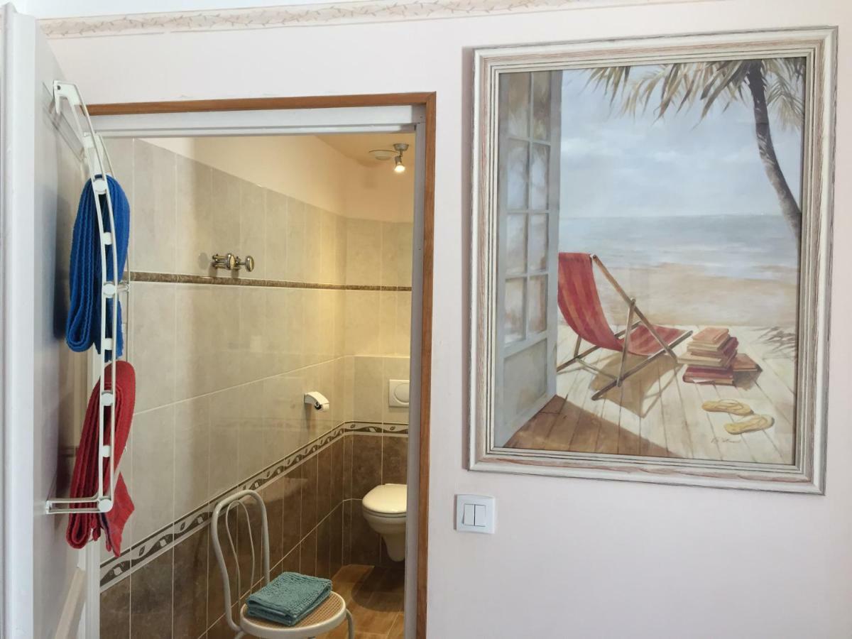 La Cavalerie Hotel Saint-Jean-le-Thomas Ngoại thất bức ảnh